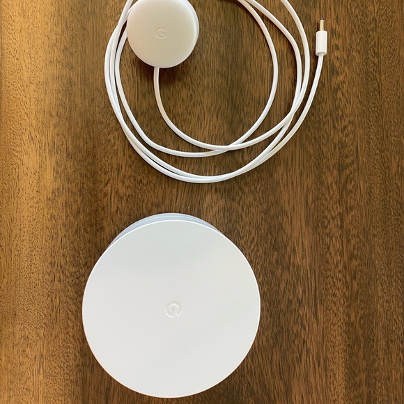 Google WiFi Mesh Router - Picture 4 of 4